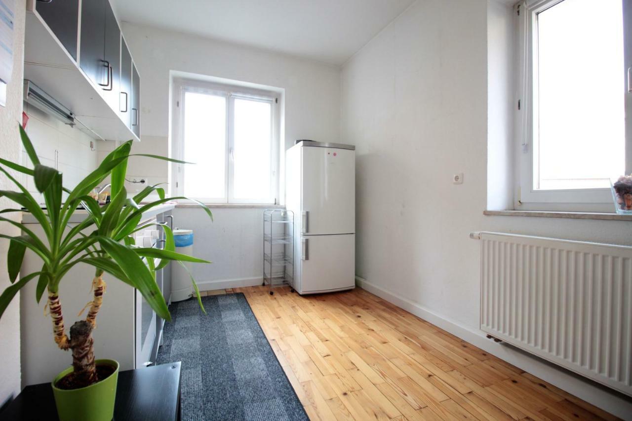 Charming 3-Bedroom Apartment With Parking Lot Вюрцбург Экстерьер фото